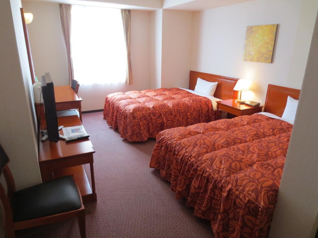 Hotel Minatoya Kōchi Quarto foto